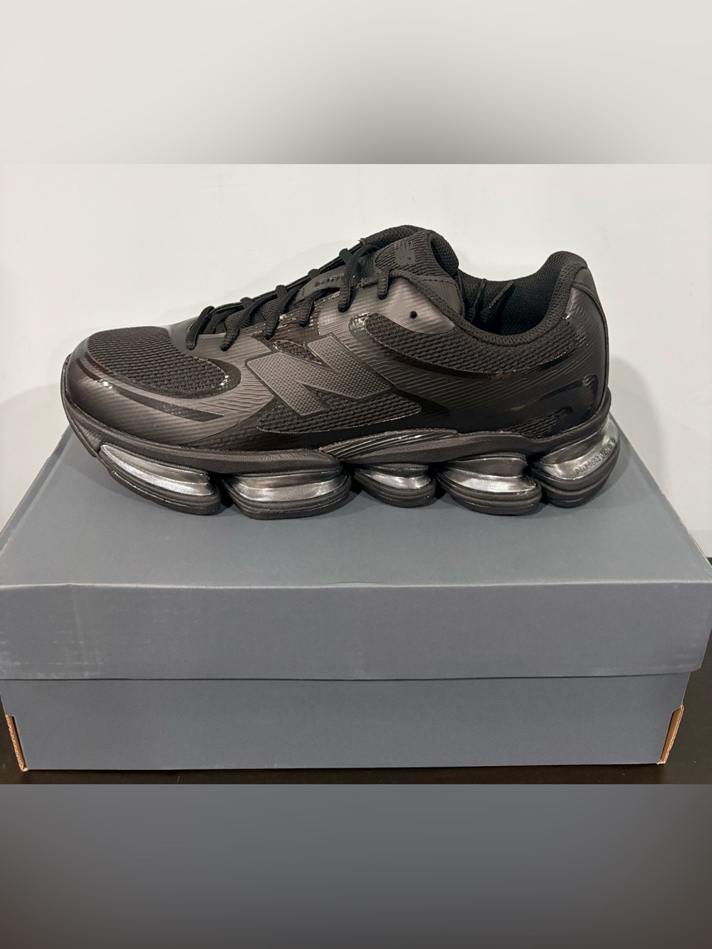 New Balance Men's Black Athletic Shoes abzorb 2000 | color: black | size: 11.5